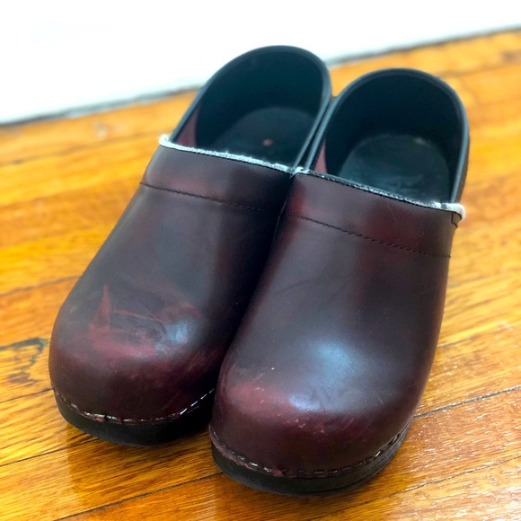 Dansko Shoes - Dansko Professional Clogs